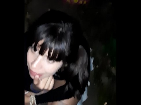 ❤️ На улице раздулся пенис в обмен на конфету Жесткое порно у нас ❌❤